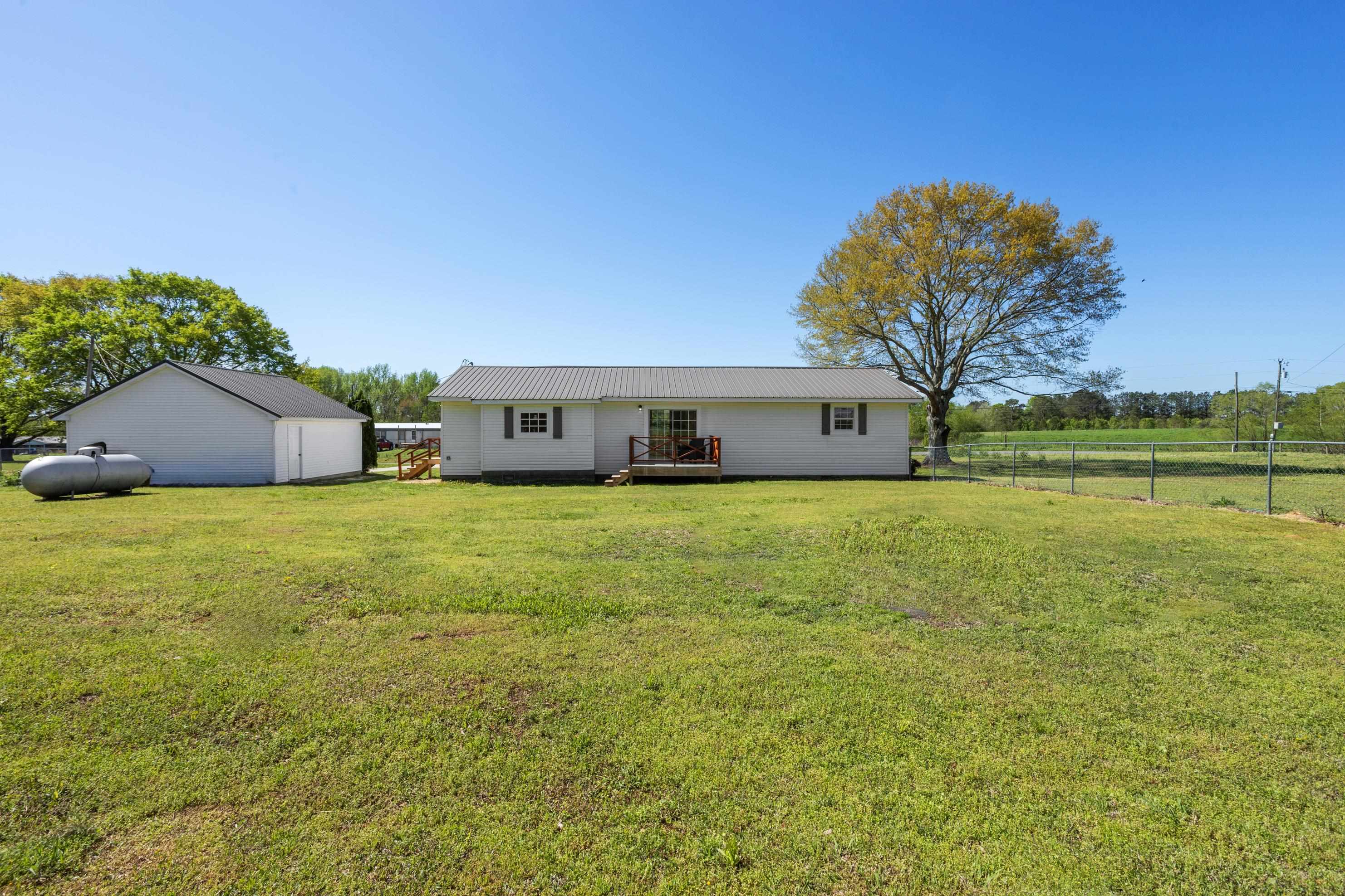 205 Co Rd 1678