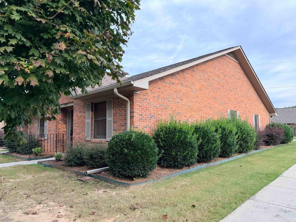 Photo of 1023 9th St SW, Cullman, AL 35055 (MLS # 531716)