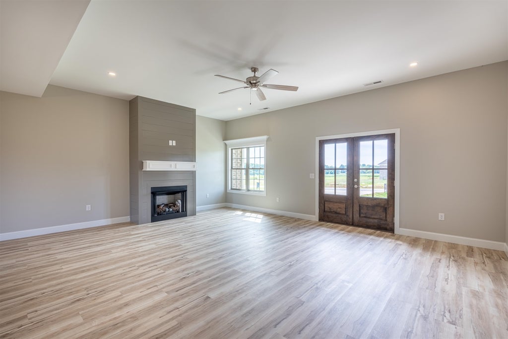 Photo of 251 Hummingbird Way, Killen, AL 35645 (MLS # 529524)