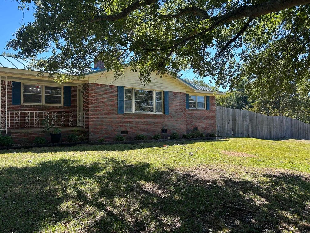 Photo of 7454 Co Rd 1435, Vinemont, AL 35179 (MLS # 531849)