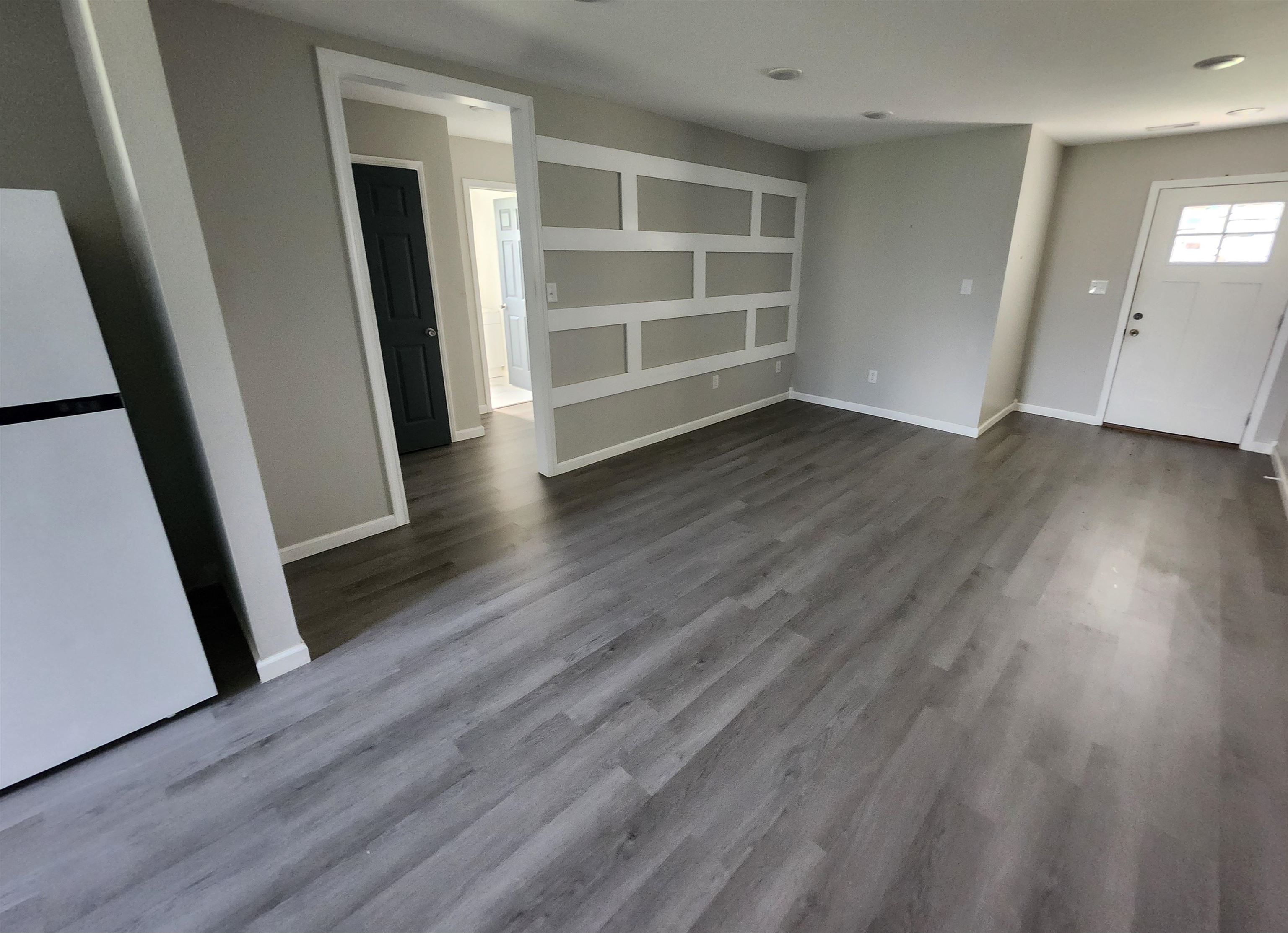 403 Shady Lane Dr 1