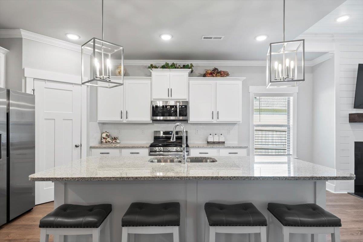 1820 Anise Cir SE