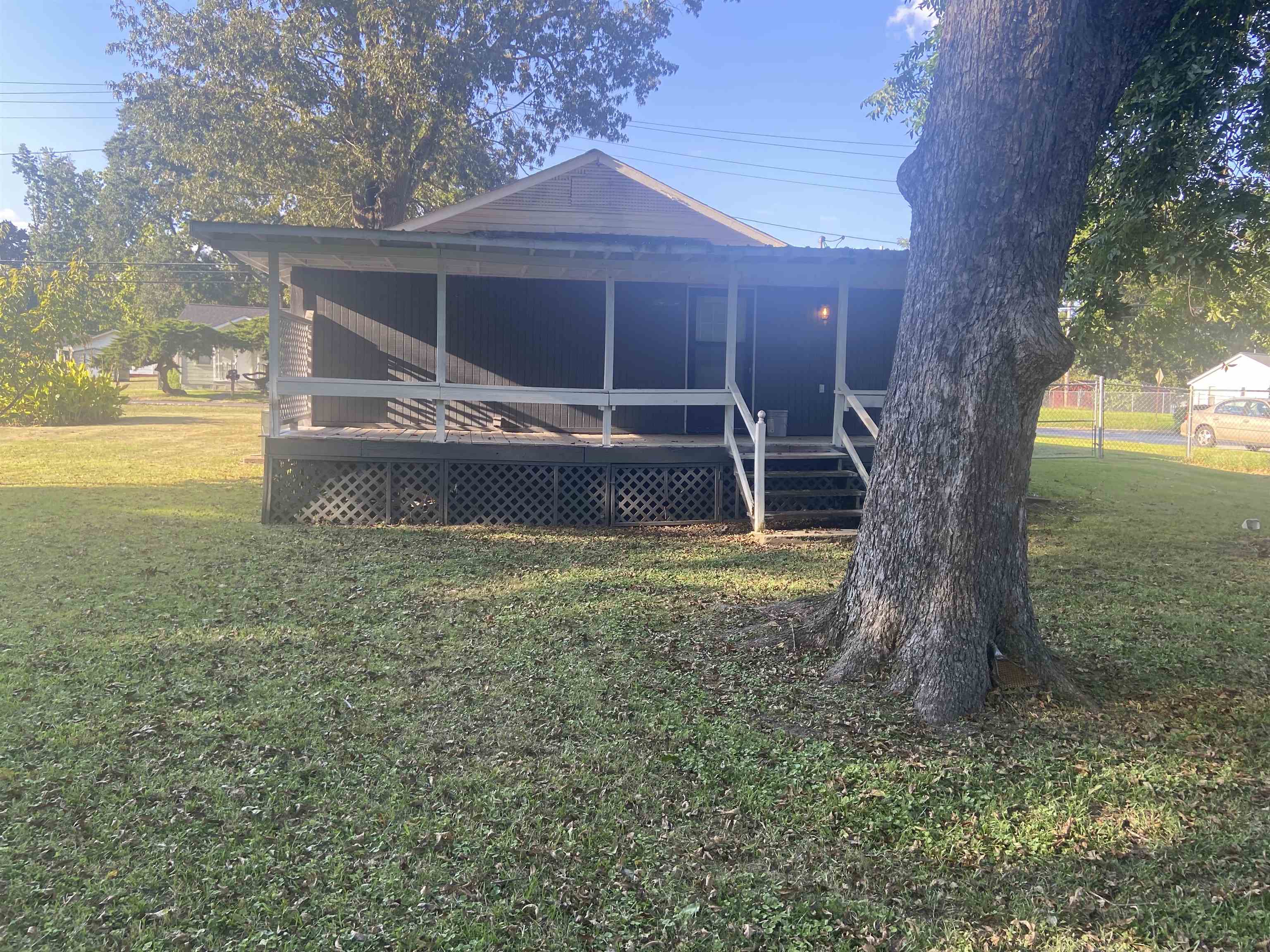 1426 Dripping Springs Rd