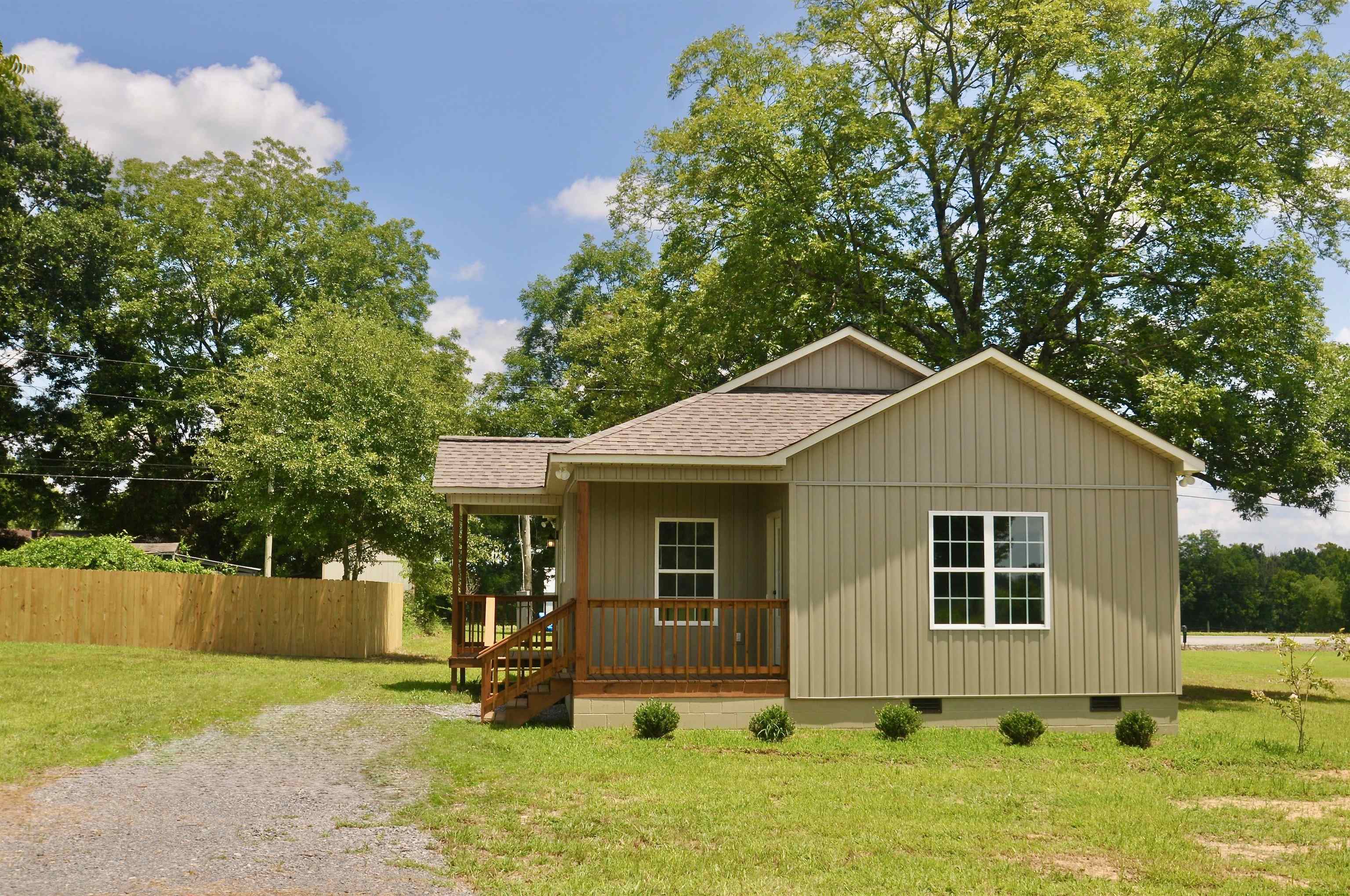 Photo 1 of 18 — 730 Co Rd 1526, Cullman, AL 35058