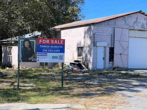 1251 Old Huntsville Hwy Arab AL 