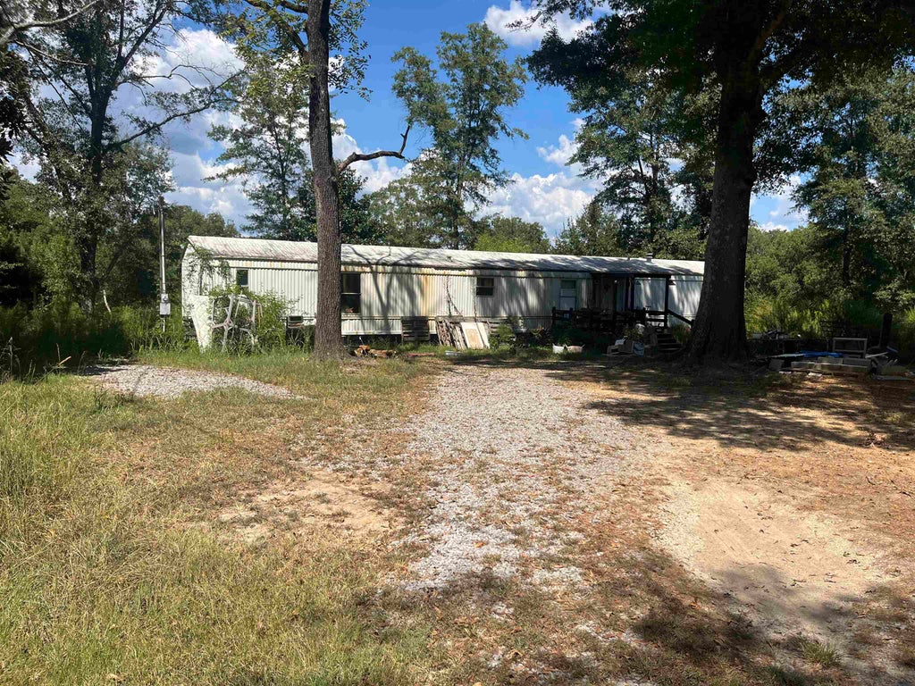 Photo of 8957 Co Rd 747, Cullman, AL 35055 (MLS # 531182)