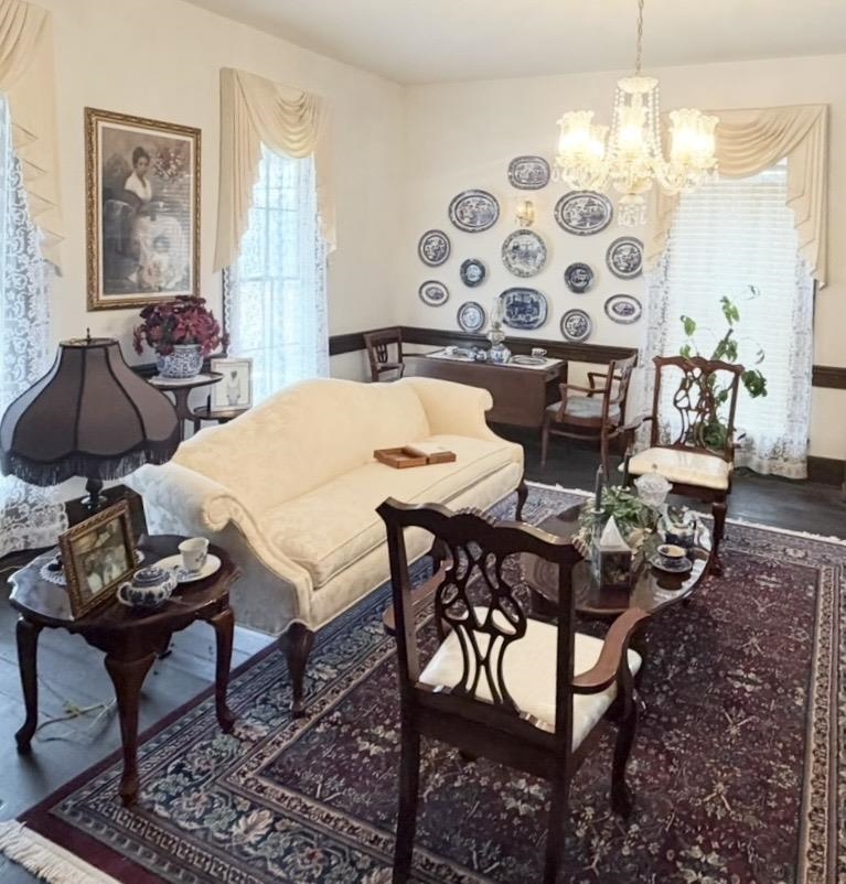 225 Main St - Photo 4