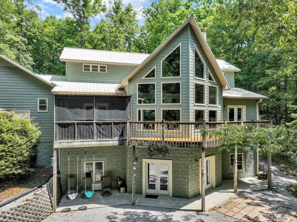 Photo of 1025 Co Rd 950, Crane Hill, AL 35053 (MLS # 529464)