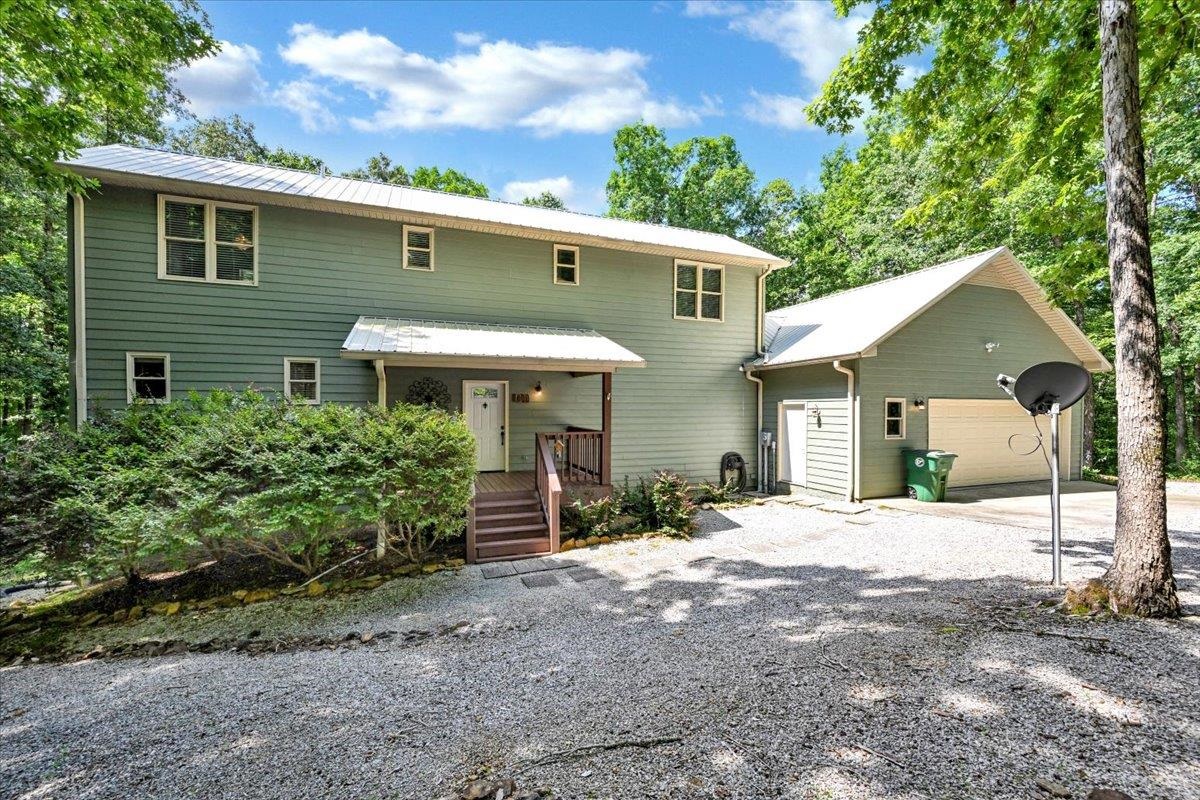 1025 Co Rd 950
