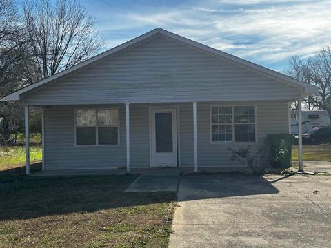 1401 Edward St Hanceville AL 35077