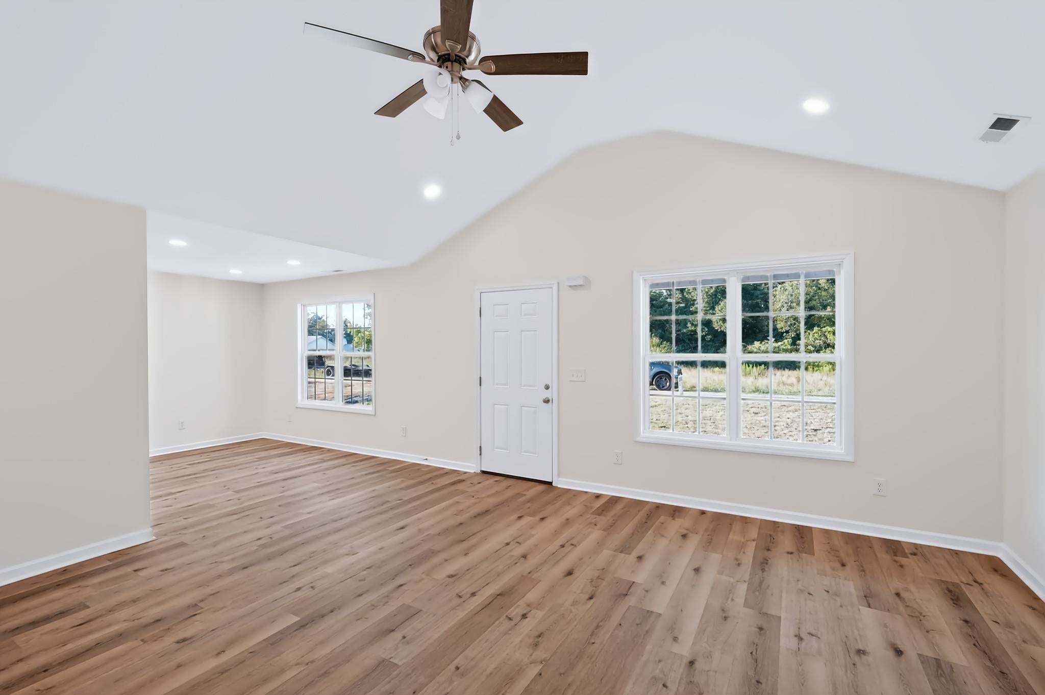 1611 Elm