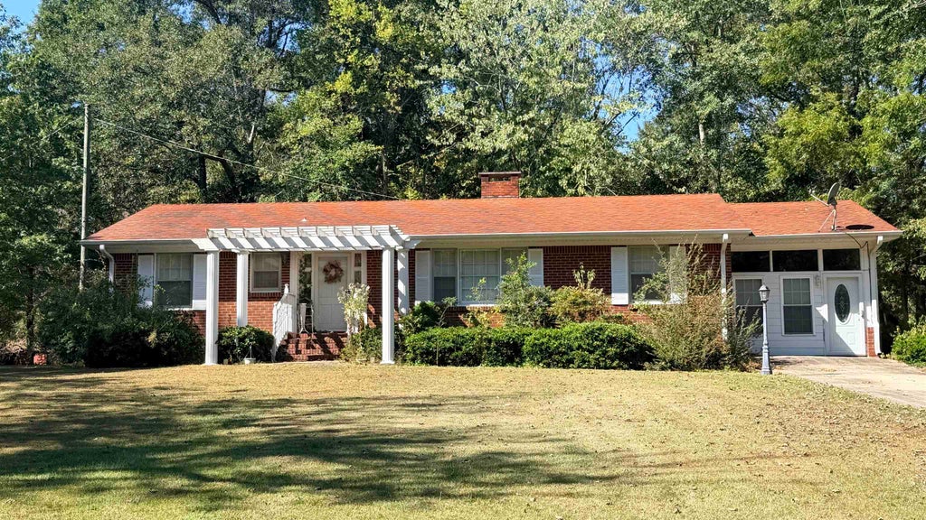 Photo of 3494 Nix Rd, Phil Campbell, AL 35581 (MLS # 531762)