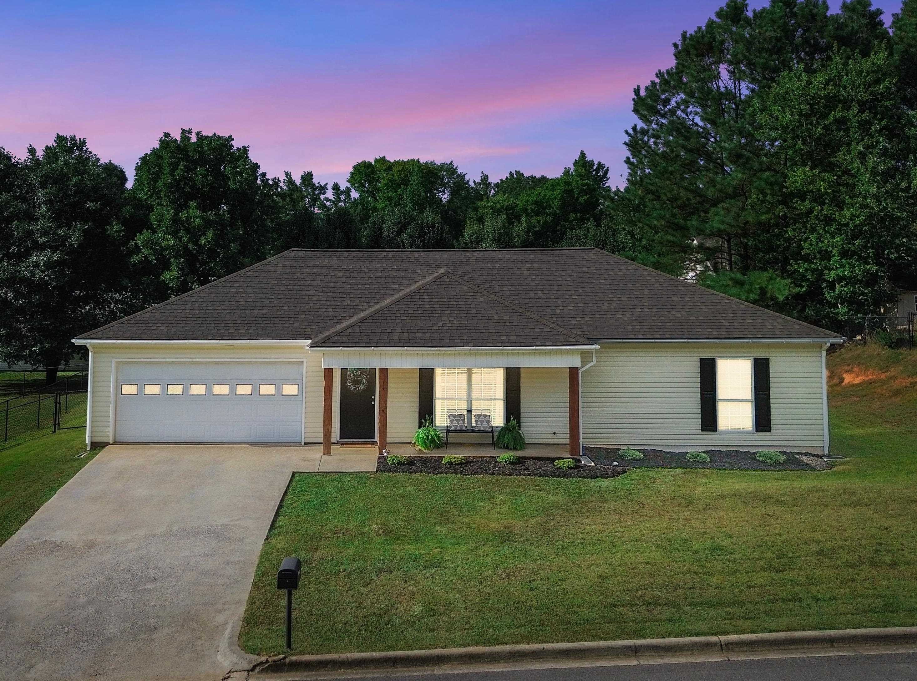 65 White Oak Cir