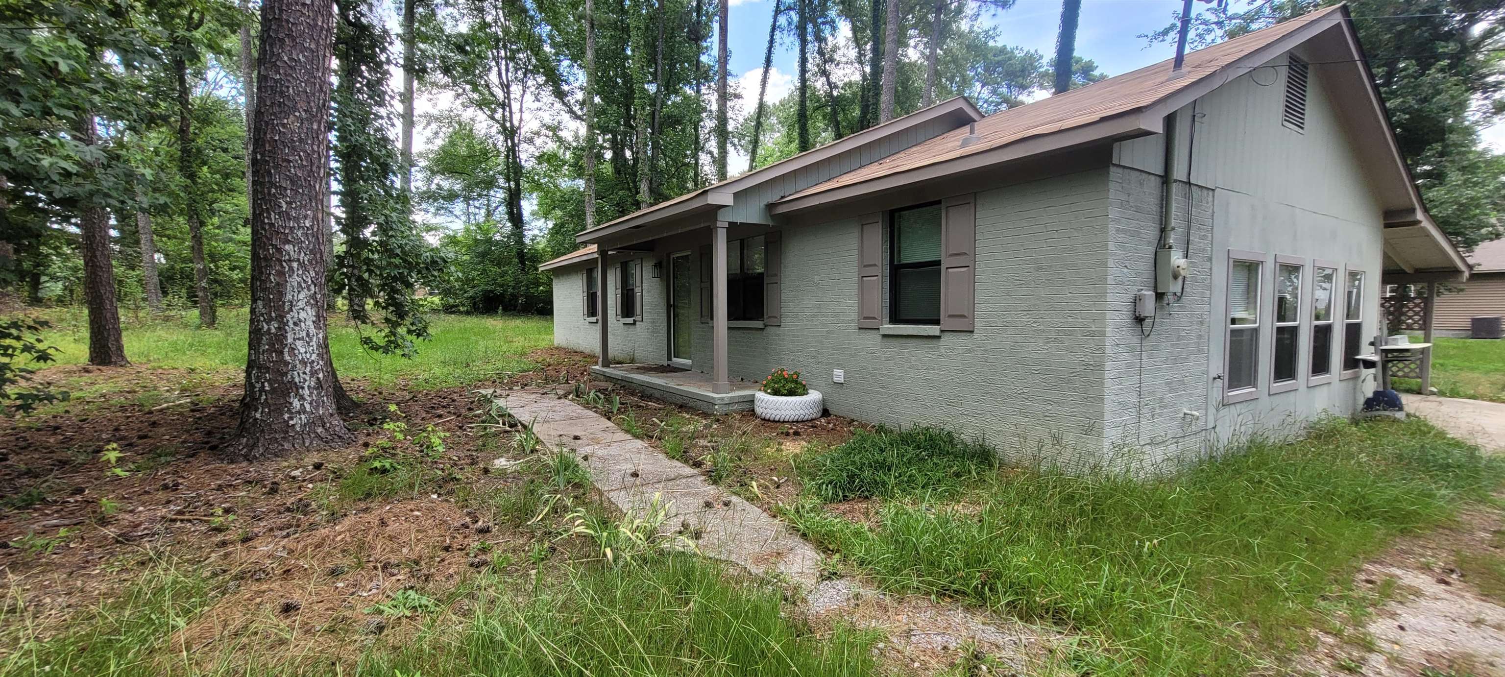 94 Herring Rd - Photo 2