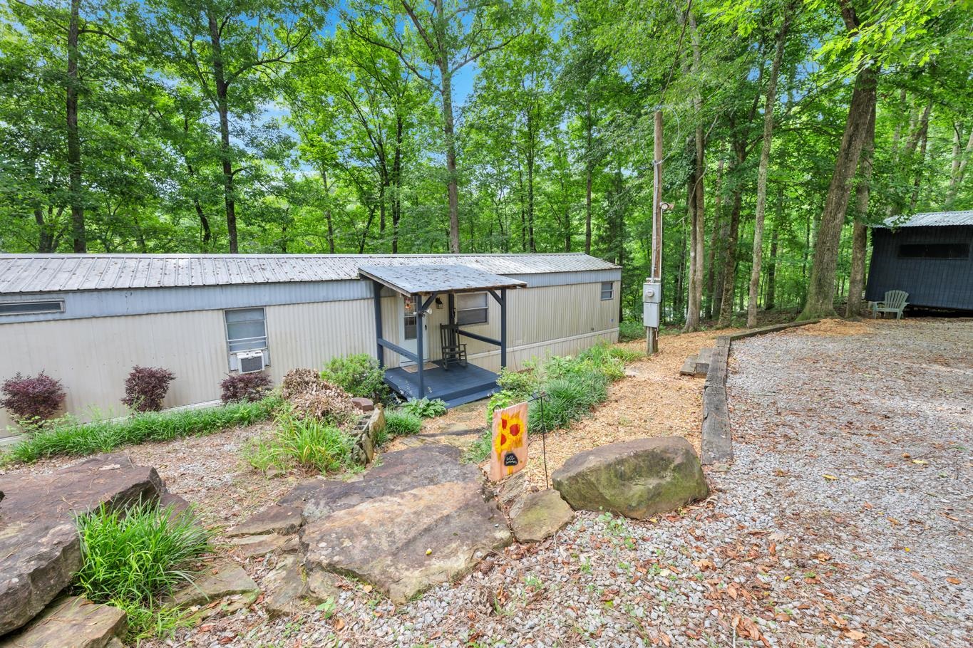 329 Co Rd 949
