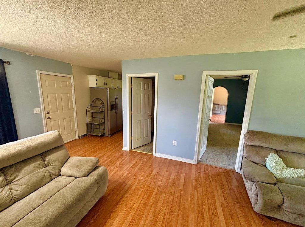 Photo of 1634 Edmondson Rd, Hanceville, AL 35077 (MLS # 529824)