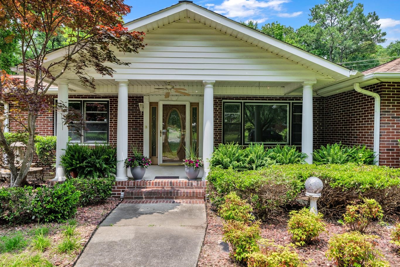 1513 Maple Dr