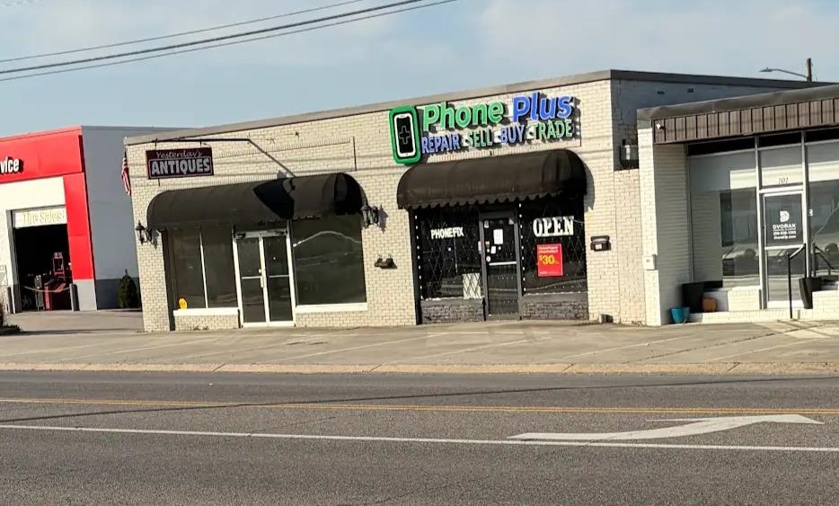 Photo 1 of 7 — 105 2nd Ave, Cullman, AL 35055