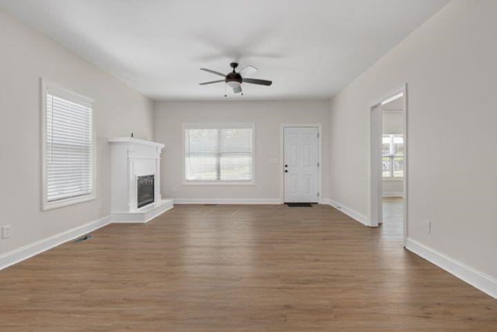220 Frances Dr - Photo 4