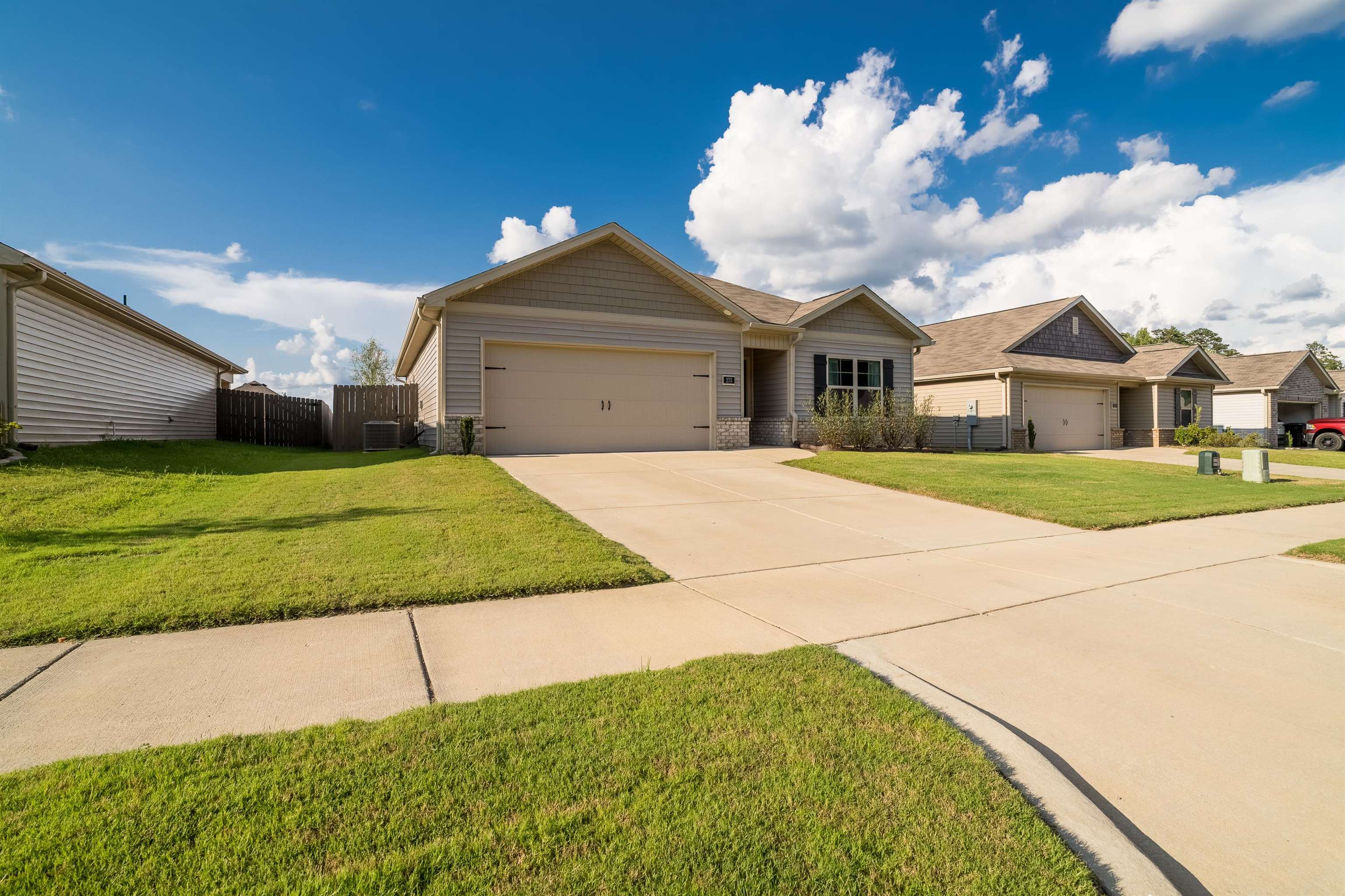 275 Ashland Dr