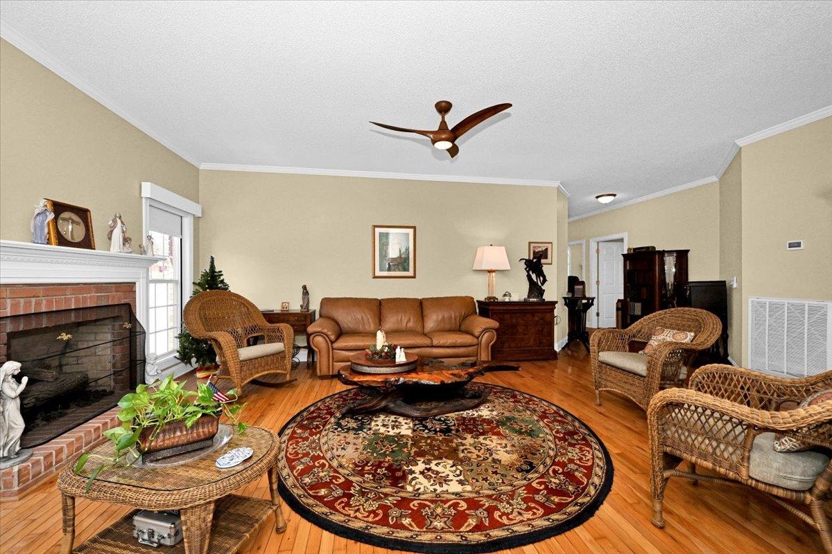 74 St Michael Way NE