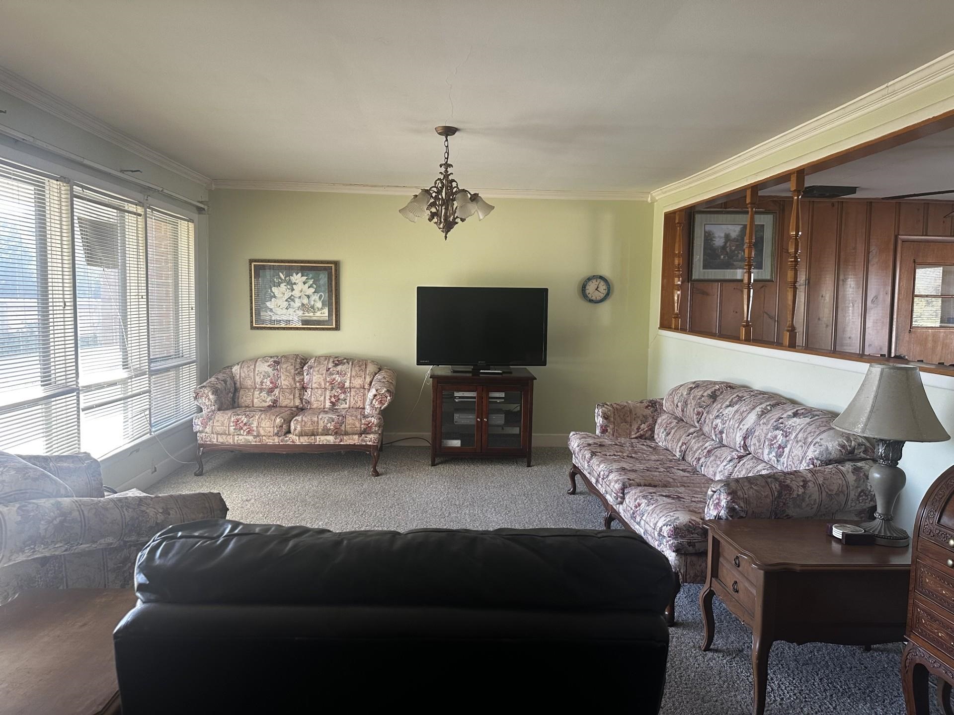 1203 SW Morningside Dr SW