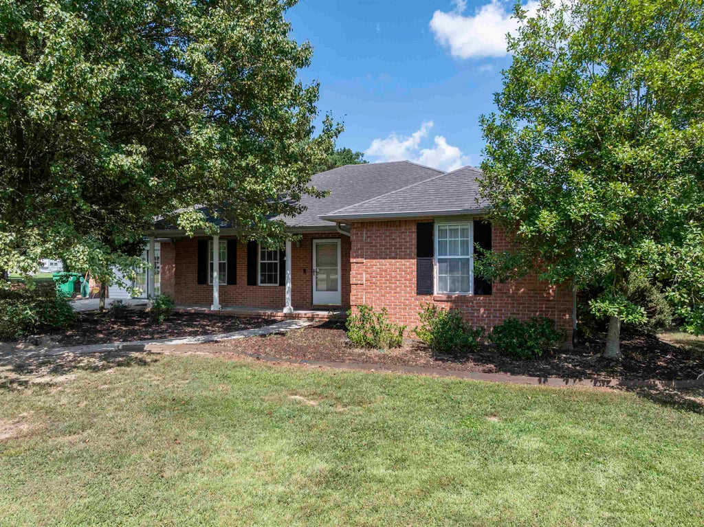 Photo of 5380 Co Rd 1435, Vinemont, AL 35179 (MLS # 531596)
