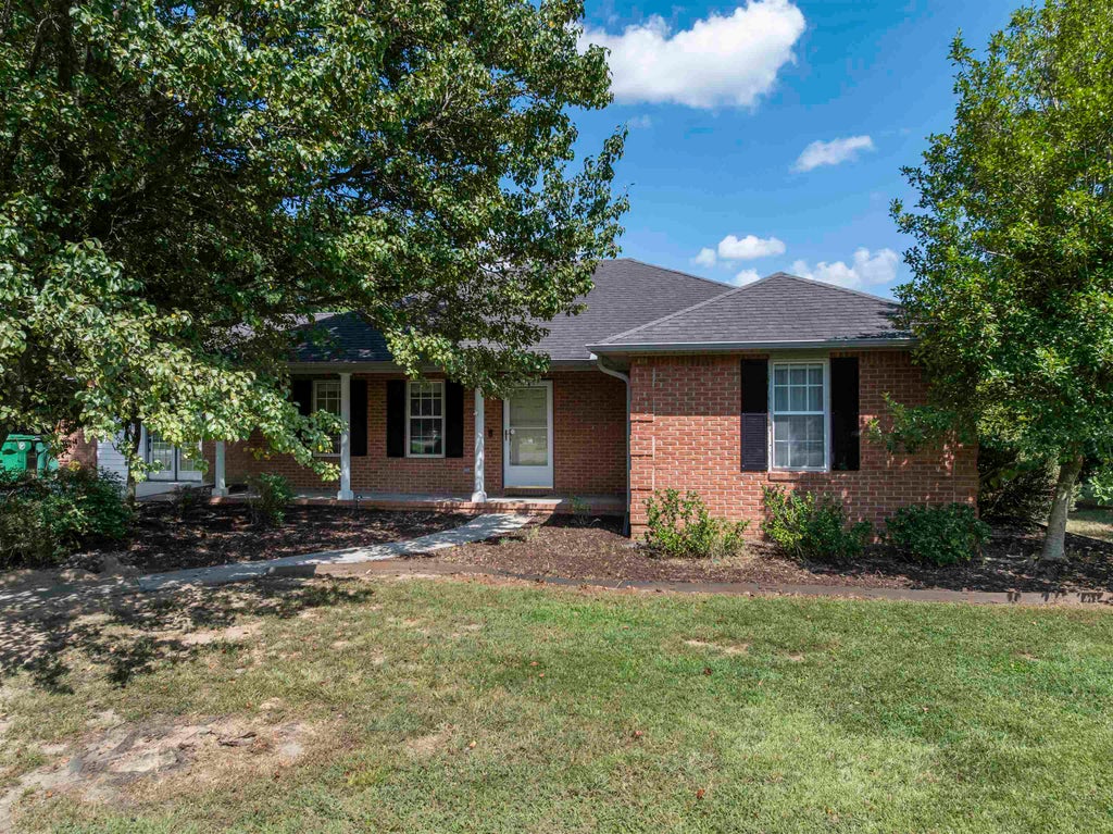 Photo of 5380 Co Rd 1435, Vinemont, AL 35179 (MLS # 531596)