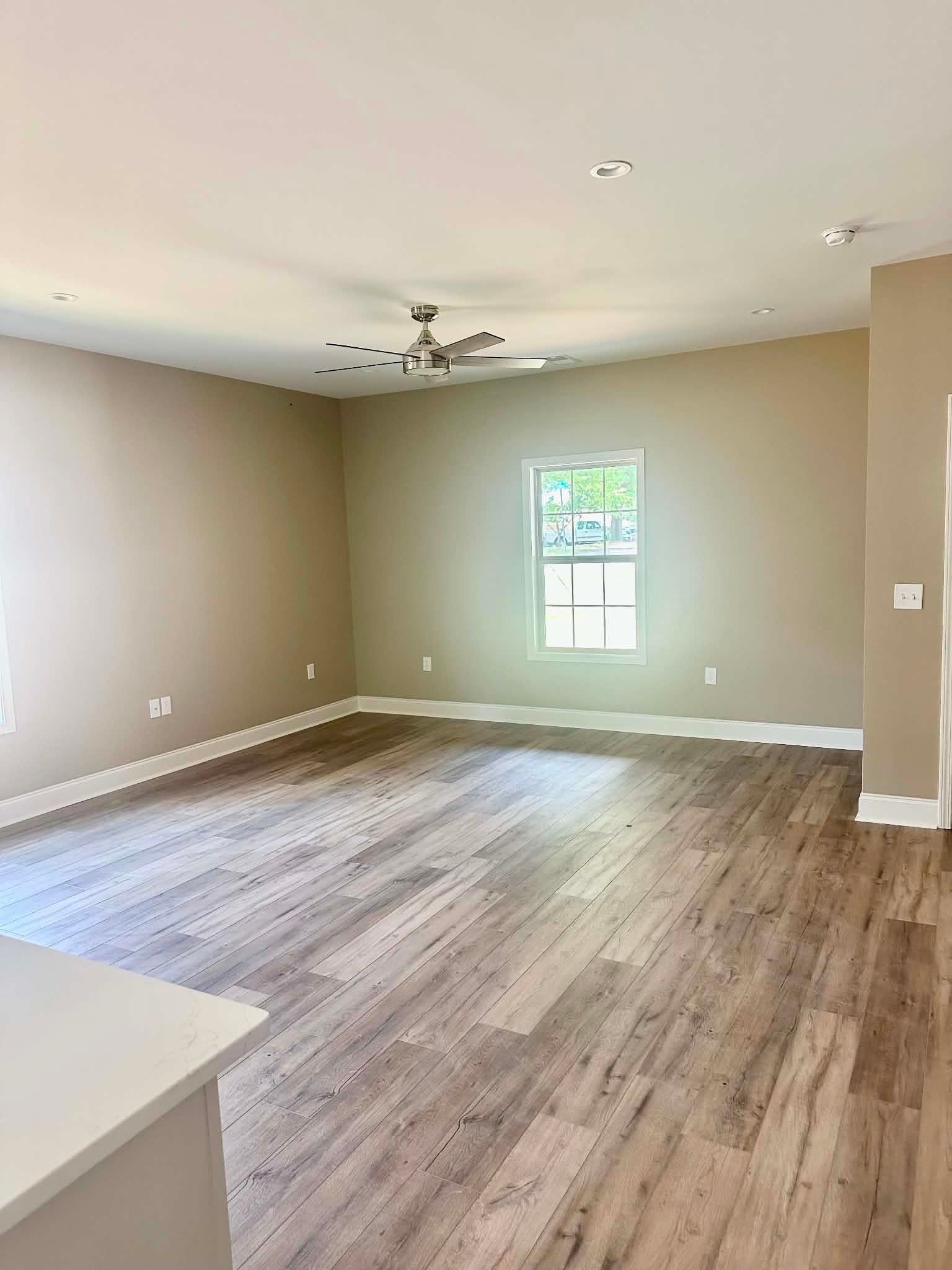 519 Fulton St - Photo 4