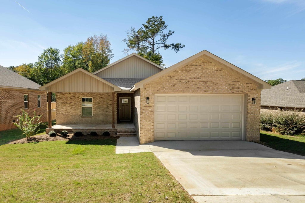 Photo of 519 Fulton St, Florence, AL 35630 (MLS # 531124)