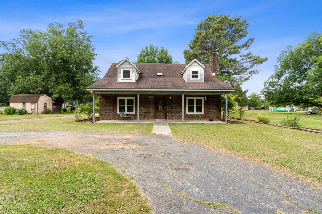Photo of 65 Old Somerville Road, Decatur, AL 35603 (MLS # 530002)