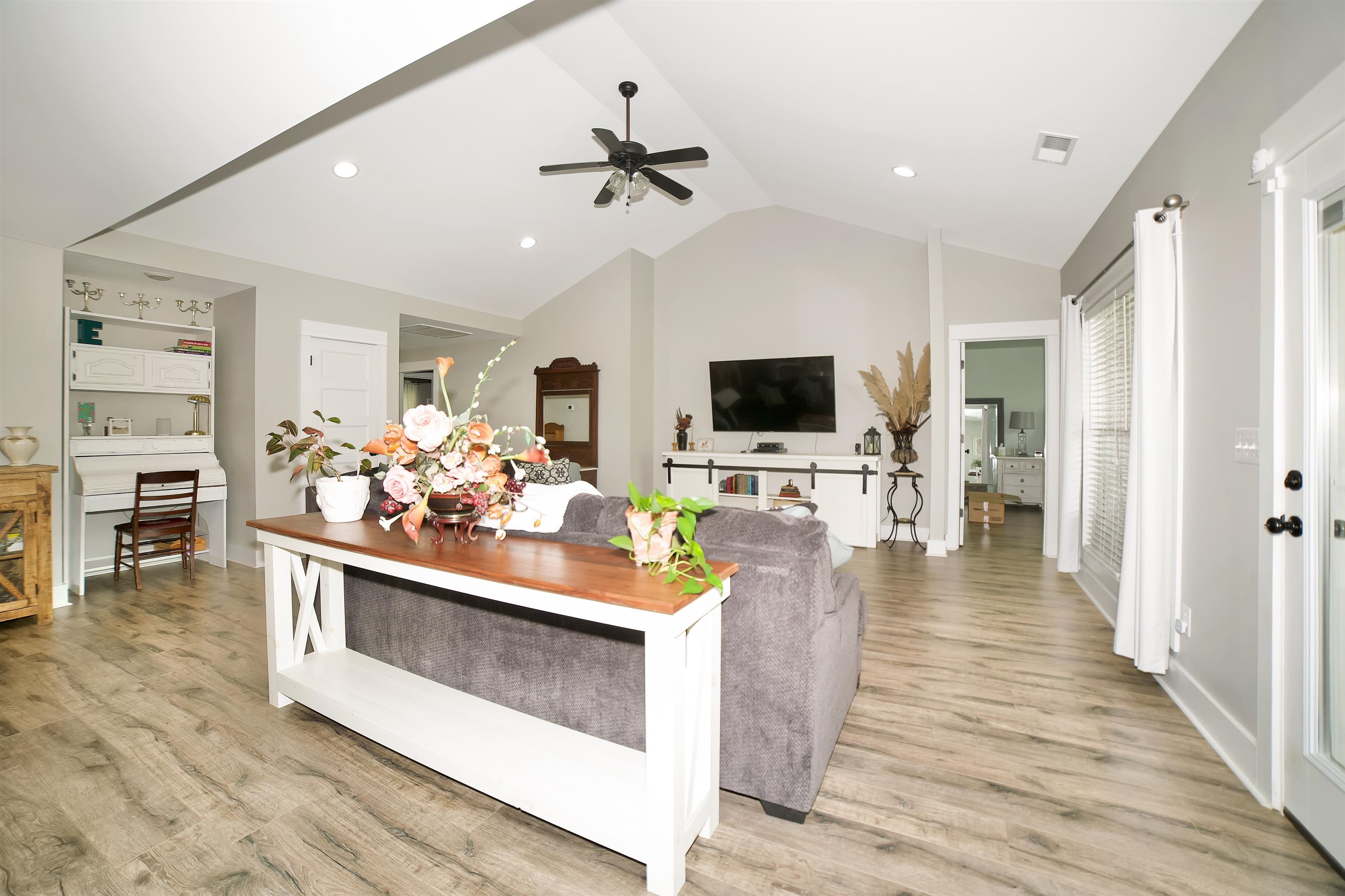 1840 Fox Meadow Tr