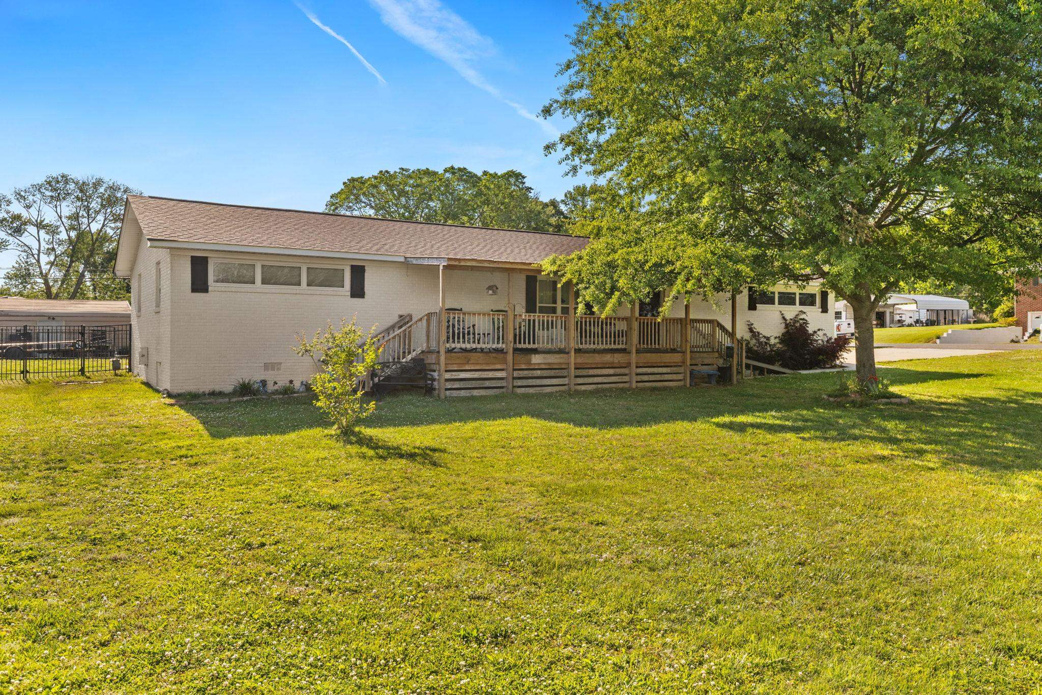 121 Mauldin Ave