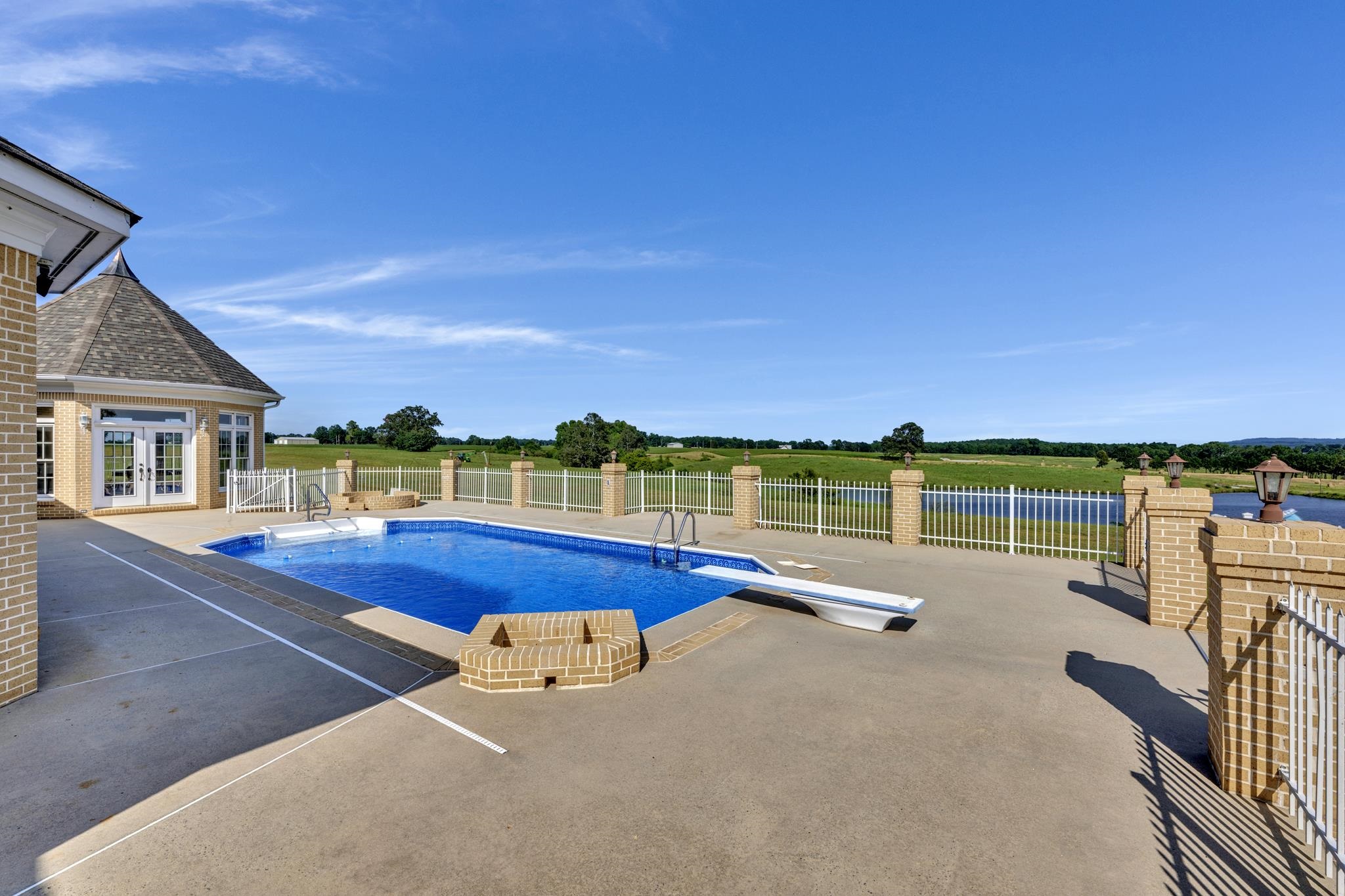 377 Co Rd 543