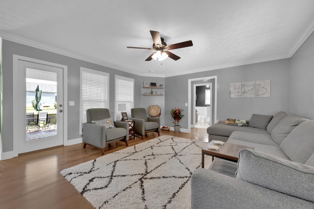 Photo of 822 Co Rd 1251, Vinemont, AL 35179 (MLS # 531207)