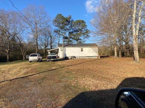 32 Co Rd 1247 Vinemont AL