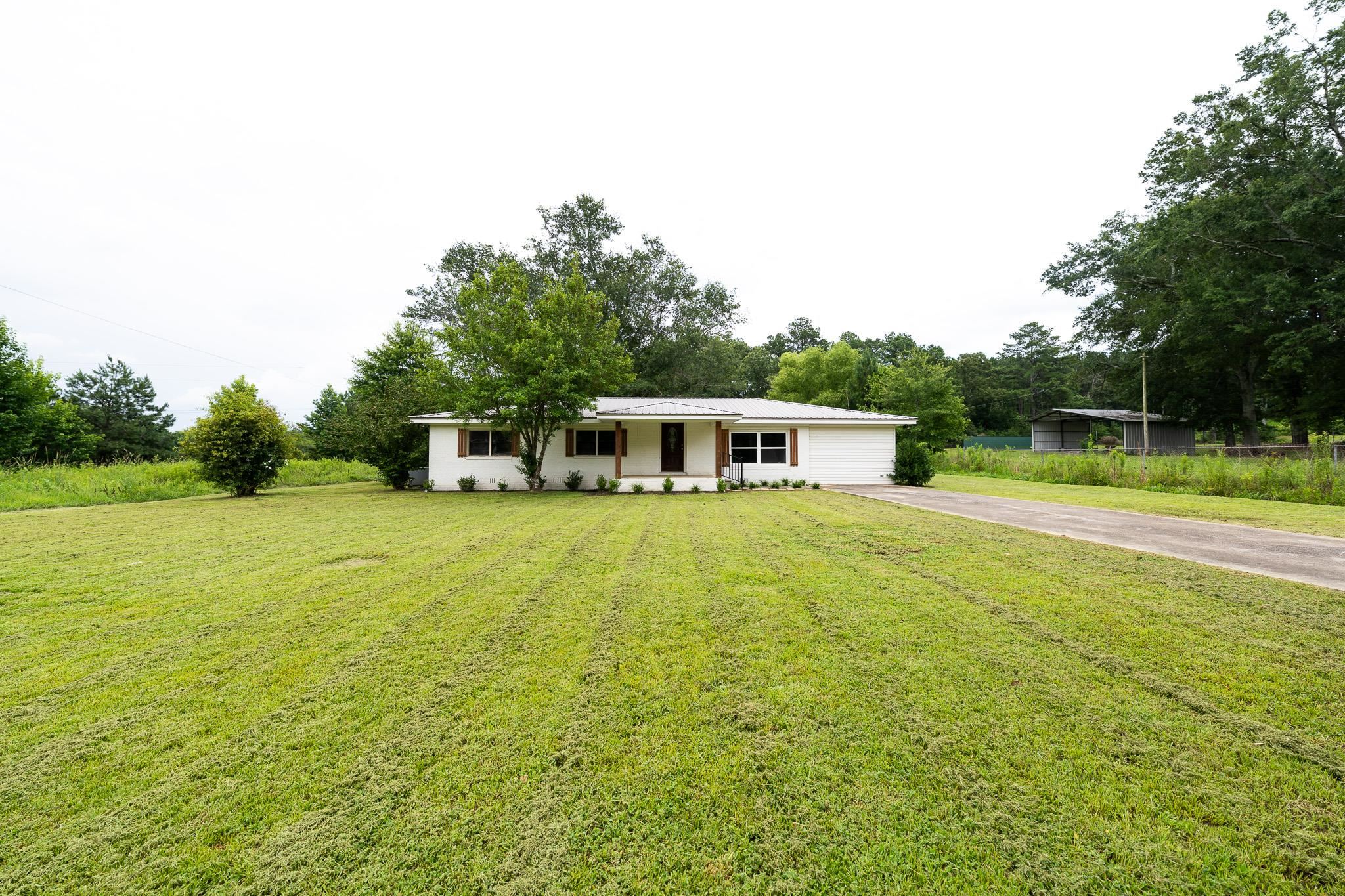 1303 Co Rd 216