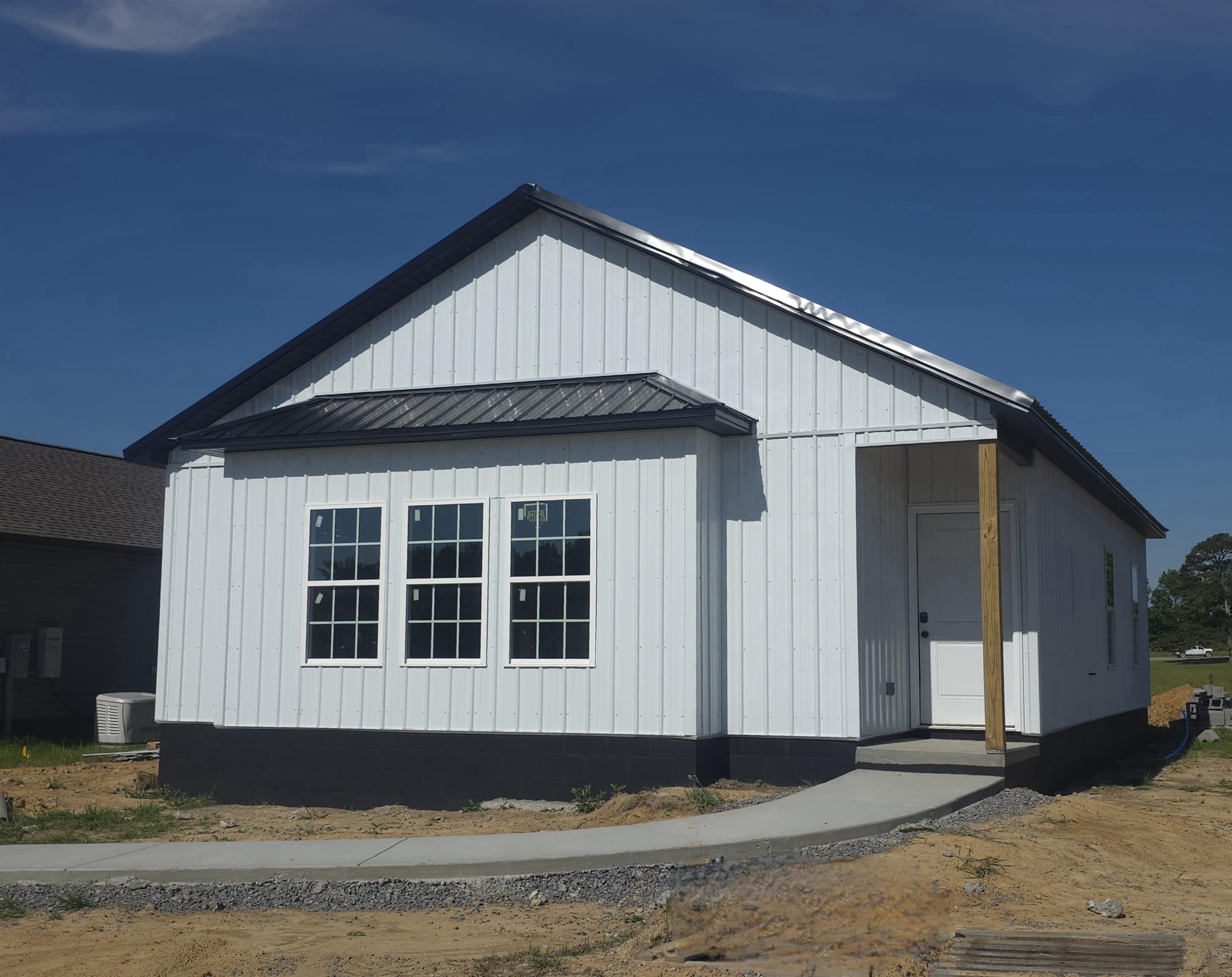 Photo 1 of 13 — 1356 Co Rd 617, Hanceville, AL 35077