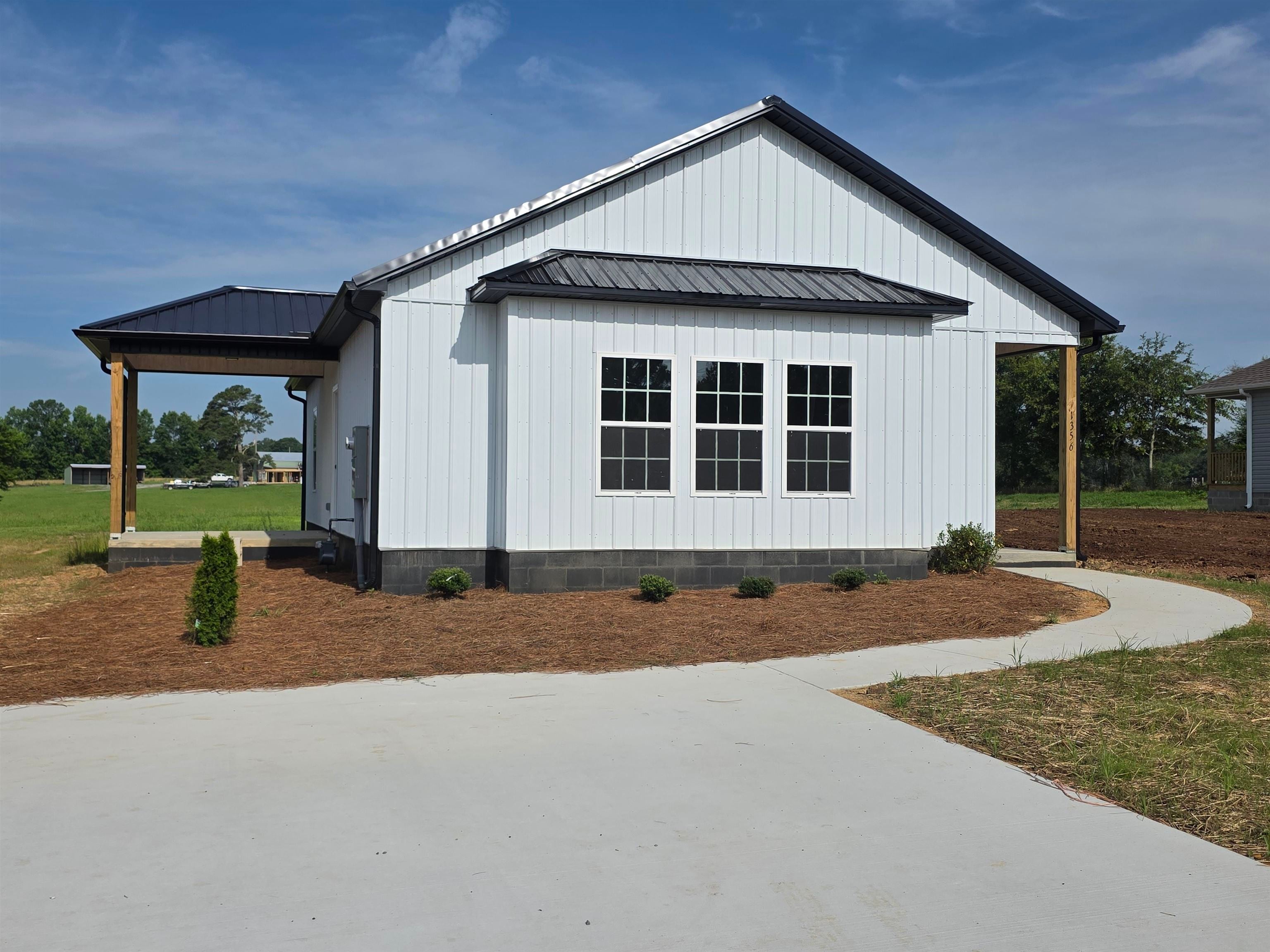 1356 Co Rd 617