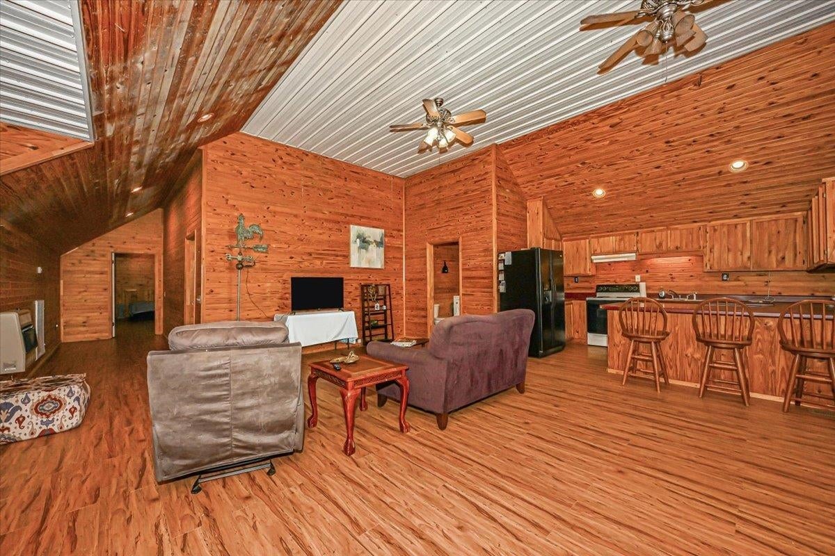 309 Yeager Rd