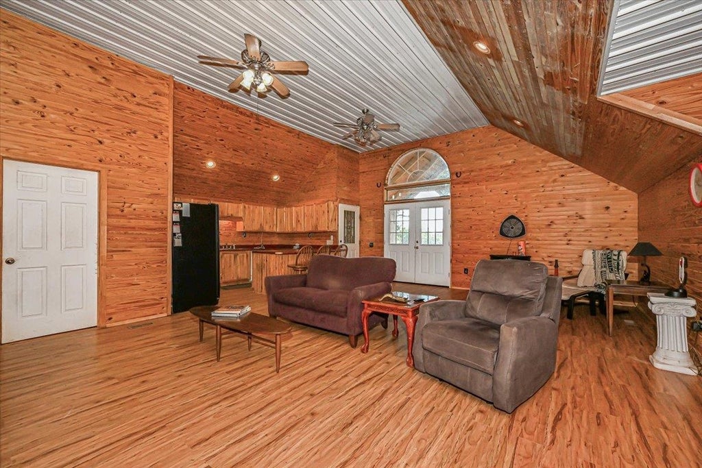 Photo of 309 Yeager Rd, Cullman, AL 35058 (MLS # 531401)