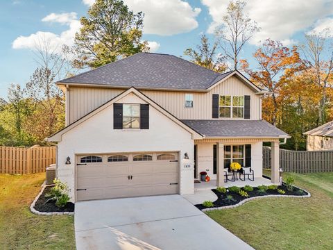 1835 Shadowbrook Ln SE Cullman AL 35055