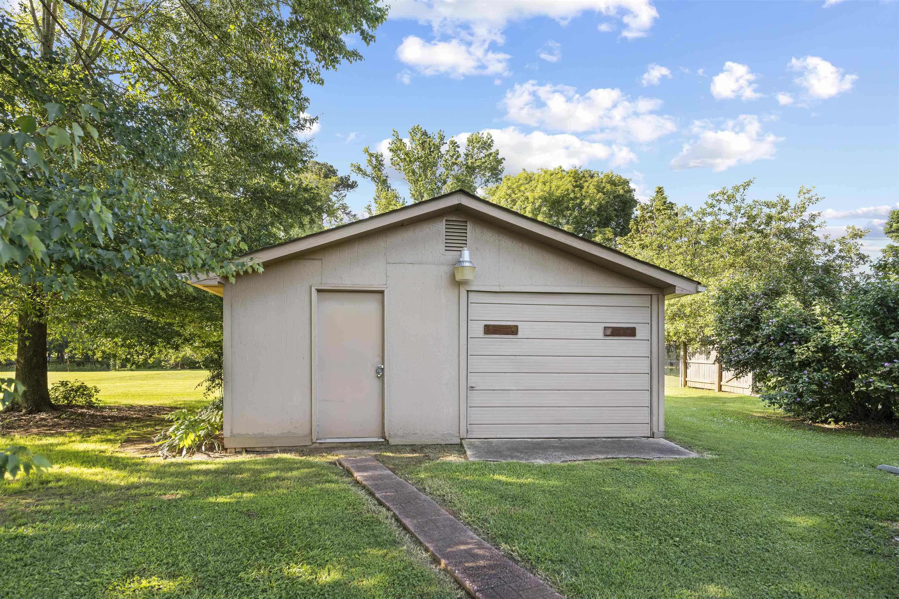 266 N Mize Rd