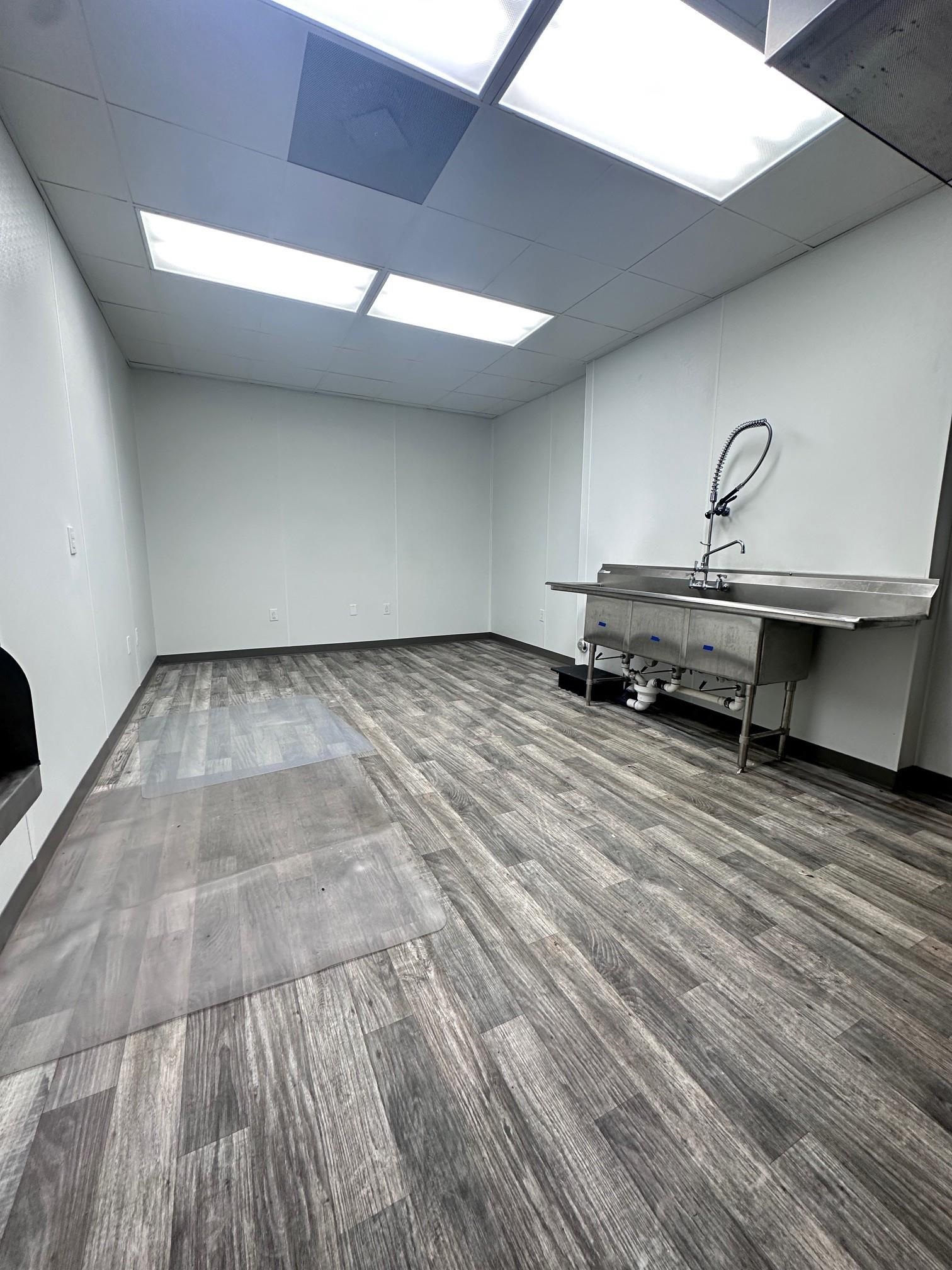 105 SE Second Ave # 103, 105, 107