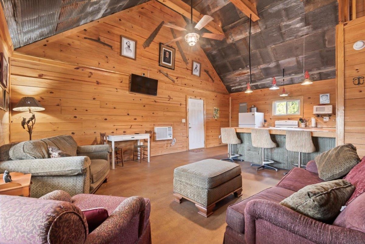 2601 Ridge Rd