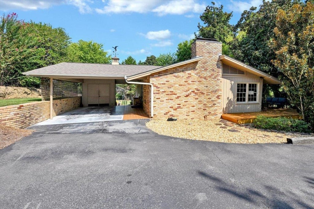 Photo of 503 5th St SE, Cullman, AL 35055 (MLS # 531075)