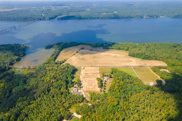 3673 COUNTY ROAD 2, FLORENCE, AL 35633 - Image fbc83fd84d70c7e99d4ca31d8415ca3d/1686531103