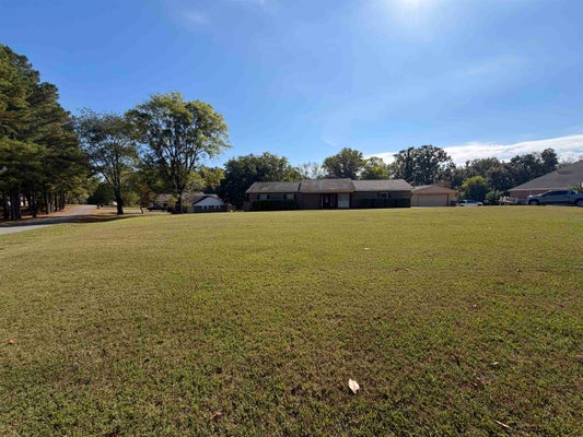 301 CYPRESS CV, FLORENCE, AL 35634 - Image fc4bcbd4e0895f0c88eb70e366927f71/2106360534