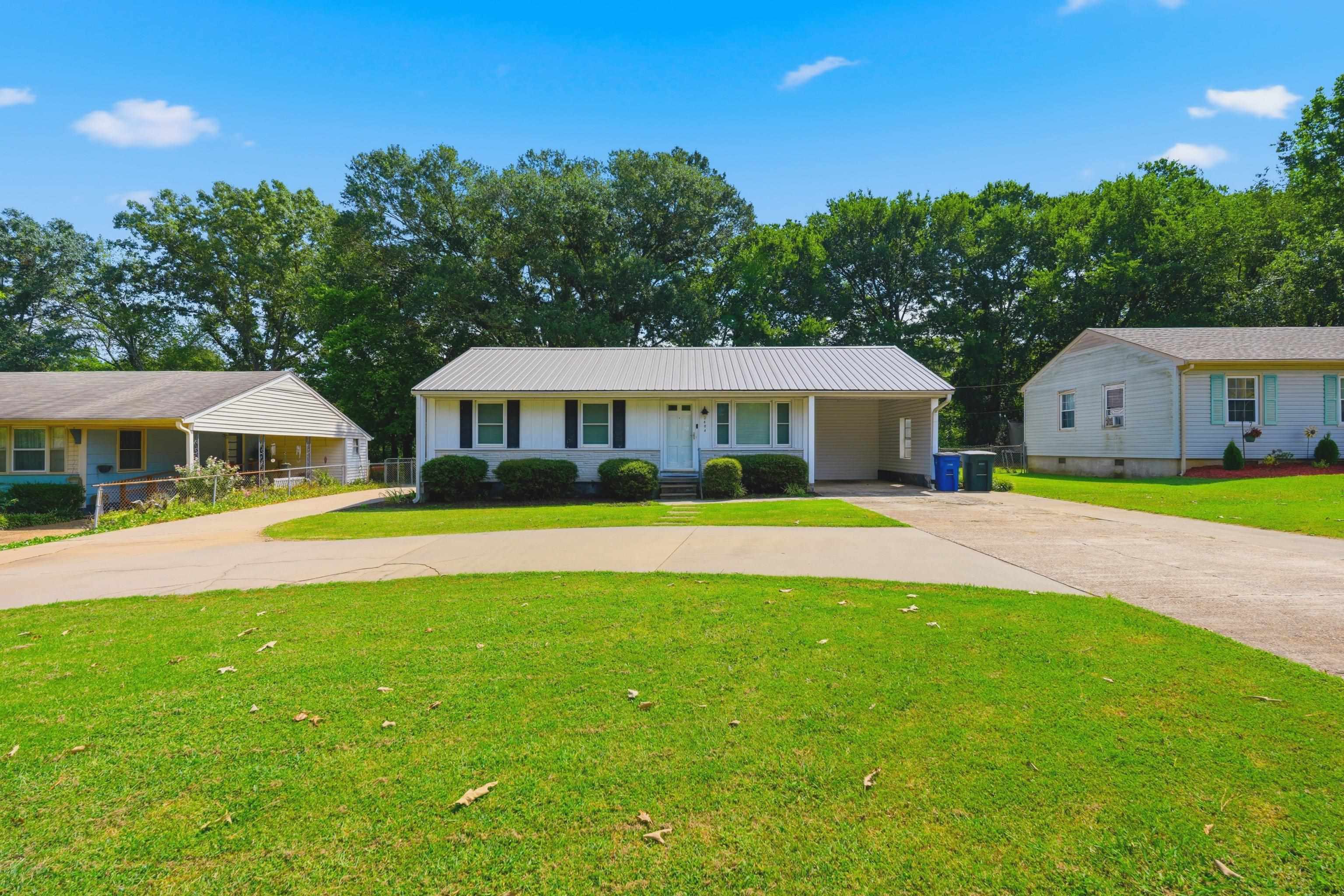 2484 Chisholm Rd