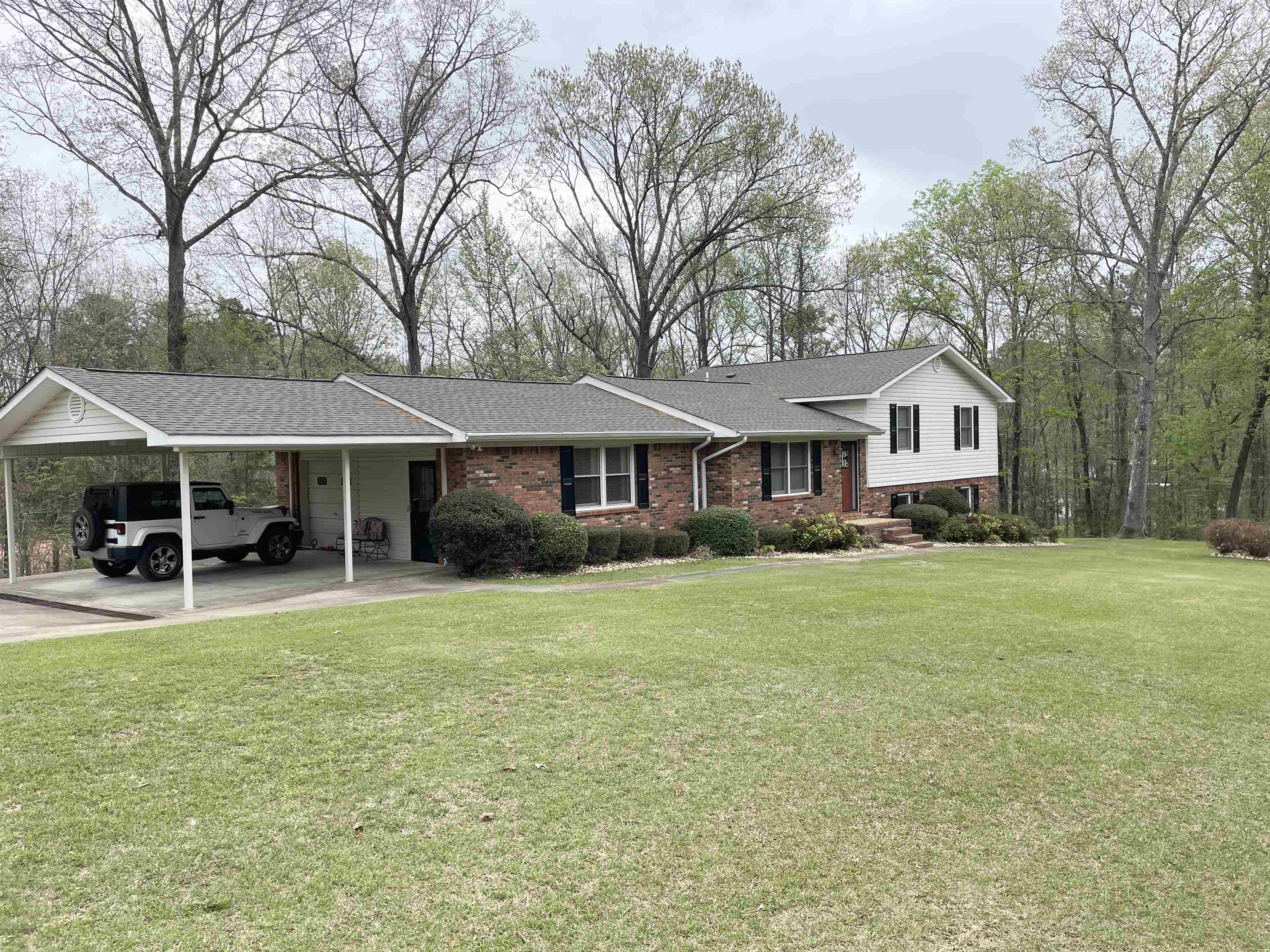 246 Walnut St - Photo 2